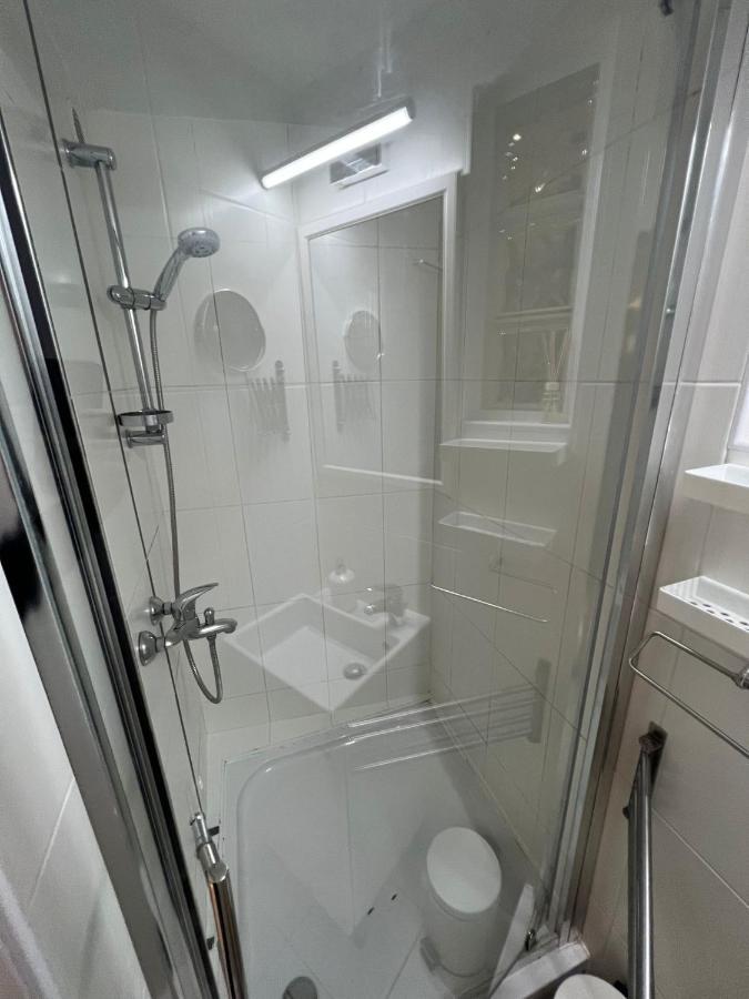 Studio Apartman Luka Zagreb Exterior foto